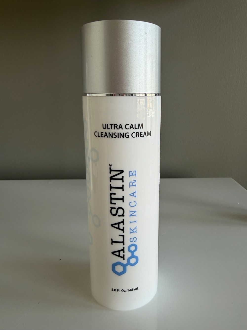 Alastin Ultra Calm Cleansing Cream — White